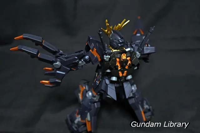 Gundam Universe　バンシィ