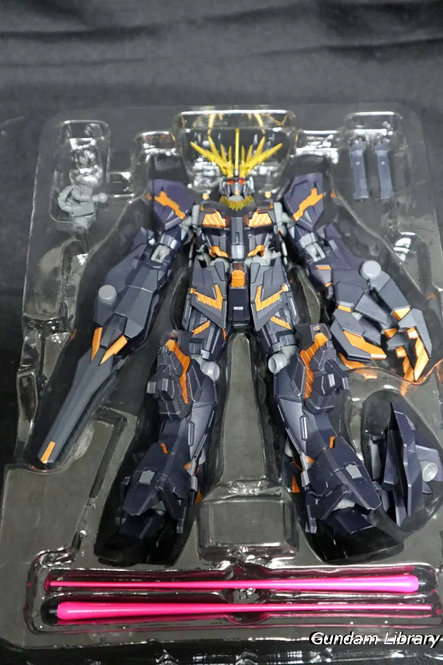 Gundam Universe　バンシィ箱