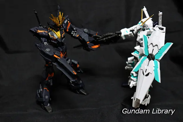 Gundam Universe　ユニコーンガンダム　バンシィ