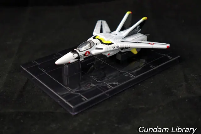 マクロス　トミカ　VF-1S ロイ機