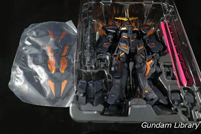 GUNDAM UNIVERSE バンシィ・ノルン　内容