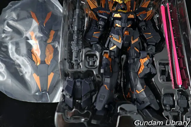 GUNDAM UNIVERSE バンシィ・ノルン　内容