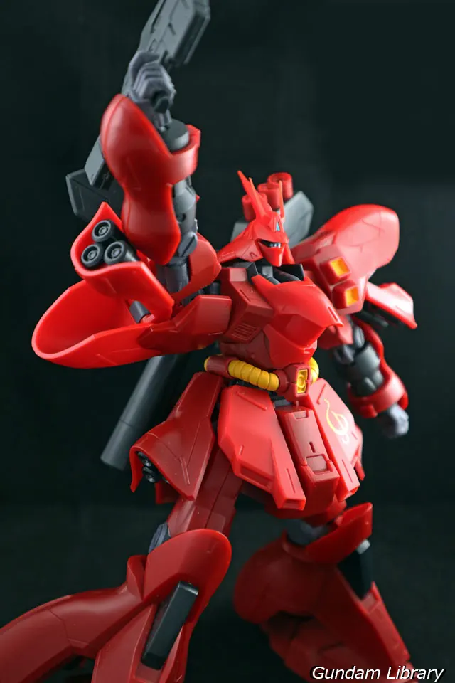 サザビー　GUNDAM UNIVERSE