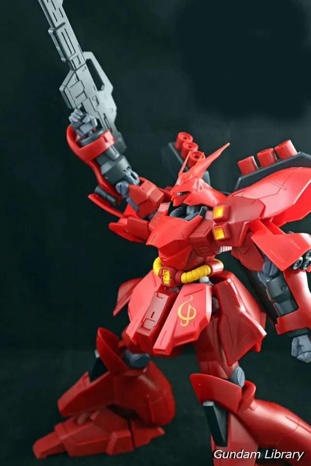 サザビー　GUNDAM UNIVERSE