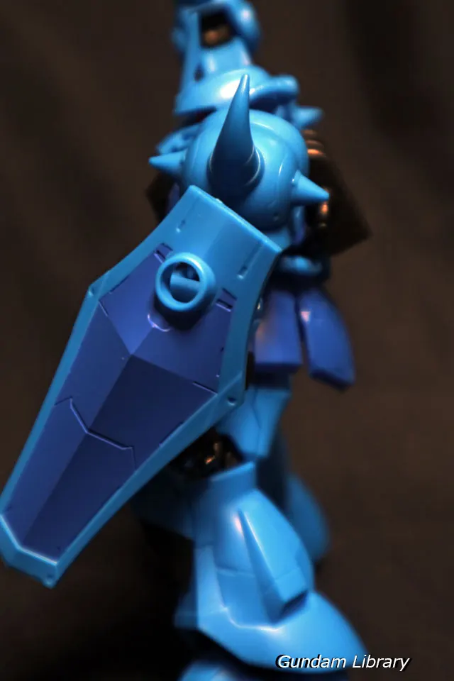 GFRAME FA グフ　鞭を構える