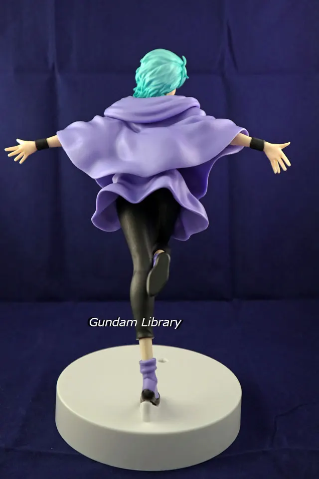 フォウ　Zガンダム　ポーズ