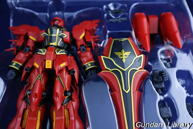 Gundam Universe　シナンジュ