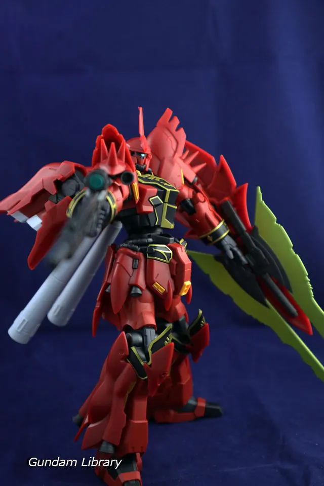 Gundam Universe　シナンジュ