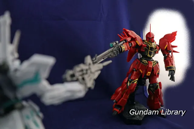 Gundam Universe　シナンジュ