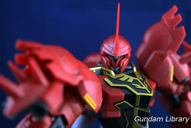 Gundam Universe　シナンジュ